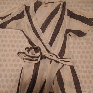 Oneill short split sleeve dress/skirt sz small